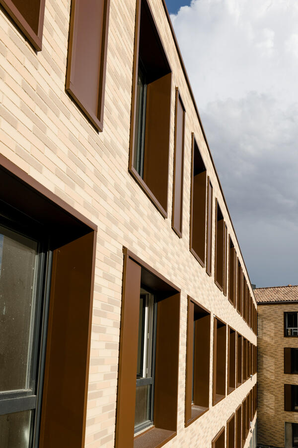 vue d'une façade d'une bâtiment A